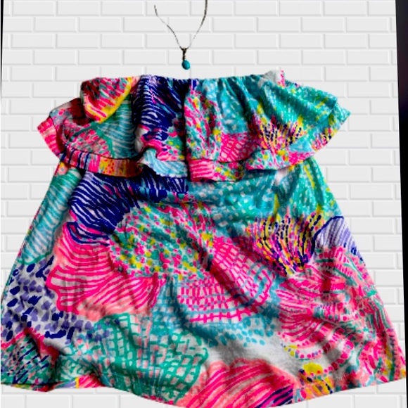 Strapless Lily Pulitzer tube/strapless top. - Picture 1 of 3